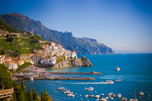 Amalfi, historisk bysenter, Unescos liste over Verdensarven, normannere, gourmet, gamleby, gotikken, romansk, renessansen, barokken, Amalfikysten, Sør-Italia, Italia