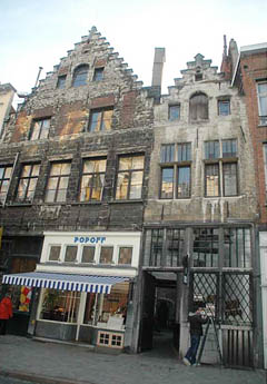 Vlaeykensgang ved Oude Koornmarkt 16, Antwerpen, Flandern, Belgia