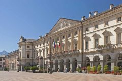 Piazza del Municipo, Aosta, Valle d'Aosta, Nord-Italia, Italia