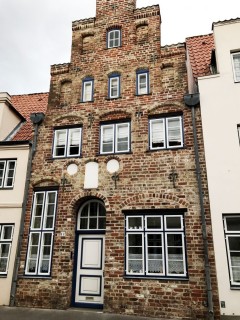 Lübeck, Trave, Østersjøen, middelalder, Europäisches HanseMuseum, Backsteinsgotik, Ostsee, Unesco Verdensarv, Gamlebyen, Altstadt, Rathaus, Hansestadt Lübeck, Schiffergesellschaft, Holstentor, Burgtor, Mecklenburg Vorpommern, Nord-Tyskland