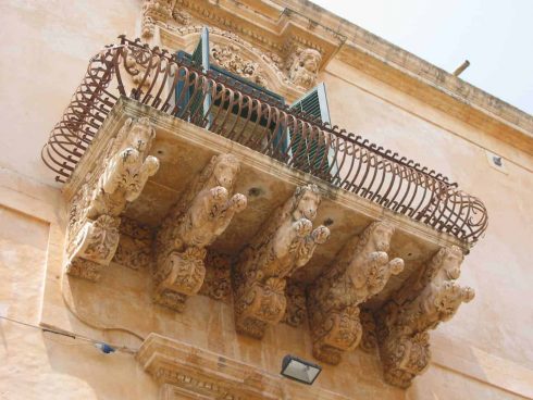  Palazzo Villadorata, Noto, Sicilia, Italia