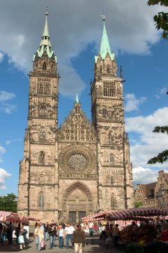 Den gotiske St. Lorenz-Kirche, Nürnberg, Bayern, Unesco Verdensarv, Altstadt, Historisk, Middelalder, Hauptmarkt, Sør-Tyskland, Tyskland