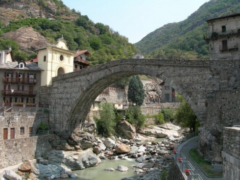 Ponte Romano St Martin, Valle d'Aosta, Nord-Italia, Italia