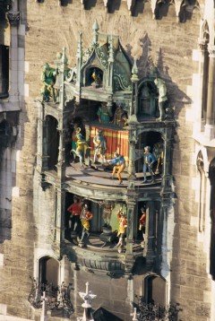 Glockenspiel, Neues Rathaus, Altstadt, München, Bayern, Sør-Tyskland, Tyskland