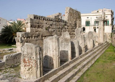 Tempio di Apollo 565 f Kr, Ortigia, Siracusa, Sicilia, Italia