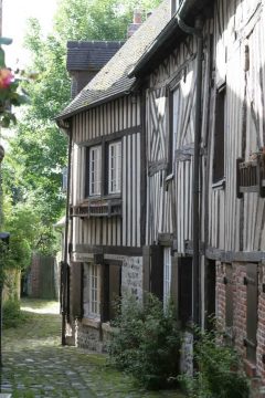 Honfleur, greniers-a-sel, Église Saint-Étienne, Vieux Bassin, impresjonistene, Hundreårskrigen, Normandie, Calvados, Vest-Frankrike