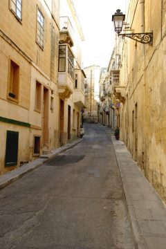  Malta, Gozo, Valletta, Fort St. Elmo, Mdina, Johanitter-ordenen, Jean de vallette, korsfarere, Unescos liste over Verdensarven, Normannere, St Johns Co-Cathedral, St Paul, Paulus