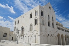 Bari, historisk bysenter, normannere, gourmet, gamleby, gotikken, romansk, renessansen, barokken, Puglia, Sør-Italia, Italia