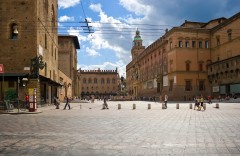 Piazza Nettuno med Neptun-fontenen grenser til Piazza Maggiore, Bologna, Unescos liste over Verdensarven, middelalderen, historiske bydeler, gamlebyen, Emilia-Romagna, Nord-Italia, Italia