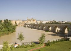  Cordoba, katedral-moskéen La Mezquita, Guadalquivir, Unescos liste over Verdensarven, historisk bydel, gamleby, Andalucia, Spania