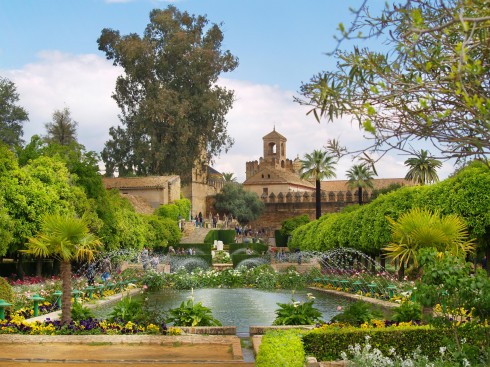 Alcázar de los Reyes Cristianos, Cordoba, katedral-moskéen La Mezquita, Guadalquivir, Unescos liste over Verdensarven, historisk bydel, gamleby, Andalucia, Spania