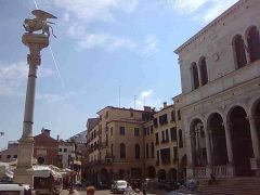 Loggia della Gran Guardia, Piazza dei Signori, Padova, Piazza delle Erbe, Piazza delle Frutti, Unescos liste over Verdensarven, romerriket, antikken, historiske bydeler, gamlebyen, Veneto, Nord-Italia, Italia