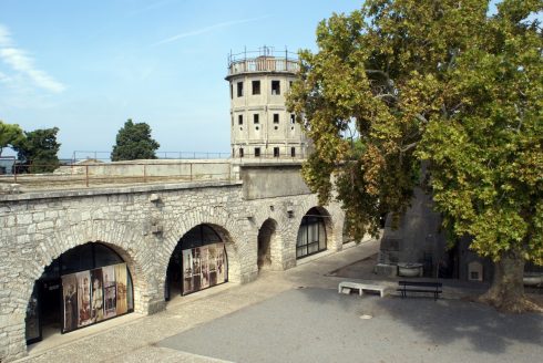 Pula, gamlebyen, den venetianske festningen, historisk bysenter, romertid, amfiteater, Istria, Kroatia