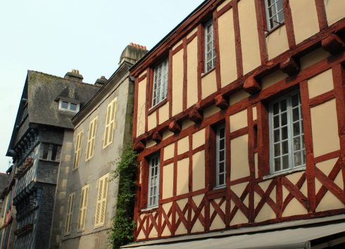 Quimper, Bretagne, Vieux Quimper, gamlebyen, historisk bysenter, bindingsverk, Vest-Frankrike, Frankrike