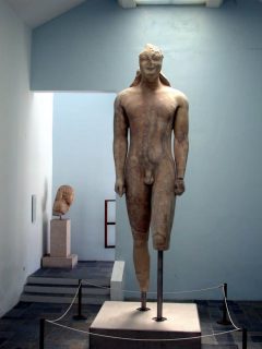 Samos, Vathy arkeologisk museum, korous