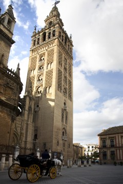 La Giralda, mudéjarstil, Sevilla, Catedral de Santa María de la Sede, Guadalquivir, Unescos liste over Verdensarven, historisk bydel, gamleby, Andalucia, Spania