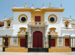 Plaza de Toros de la Maenstranza, Sevilla, Catedral de Santa María de la Sede, Guadalquivir, Unescos liste over Verdensarven, historisk bydel, gamleby, Andalucia, Spania