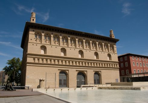 La Lonja, renessansestil, Zaragoza, Rio Ebro, Plaza del Pilar, Plaza César Augusto, Unescos liste over Verdensarven, historisk bydel, gamleby, Aragon, Madrid og innlandet, Spania