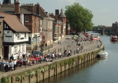 Ouse, York, Yorkshire, middelalder, katedral, The York Minster, vikinger, vikingtid, romere, romertid, Konstantin den Store, angelsaksere, England, Storbritannia