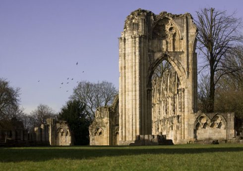 St Mary's Abbey Ruins, York, Yorkshire, middelalder, katedral, The York Minster, vikinger, vikingtid, romere, romertid, Konstantin den Store, angelsaksere, England, Storbritannia