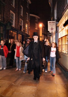 Ghost Walks, York, Yorkshire, middelalder, katedral, The York Minster, vikinger, vikingtid, romere, romertid, Konstantin den Store, angelsaksere, England, Storbritannia