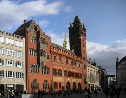 Basel, Rathaus, Rhinen, romertid, middelalder, kulturseverdigheter, gamlebyen, marktplatz, Sveits