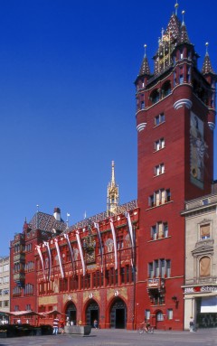 Basel, Rhinen, romertid, middelalder, kulturseverdigheter, gamlebyen, marktplatz, Sveits