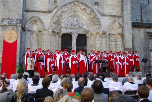 St Émilion, Saint Emilion, La Jurade, vin, Unescos liste over Verdensarven, romertid, middelalder, Monolittkirken, Bordeaux, Pomerol, Fronsac, Bordeaux, Vest-Frankrike