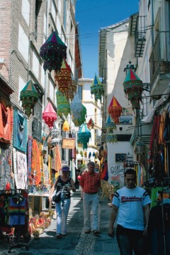 Granada, Alhambra, Generalife, Barrio del Albaicín, Bib-Rambla, Plaza Nueva, Capilla Real, Santa Ana, San Nicholas, San Miguel de Bajo, Unescos liste over Verdensarven, Andalucia, Spania