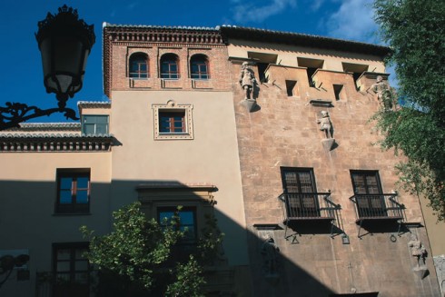 Granada, Casa de los Tiros, Alhambra, Generalife, Barrio del Albaicín, Bib-Rambla, Plaza Nueva, Capilla Real, Santa Ana, San Nicholas, San Miguel de Bajo, Unescos liste over Verdensarven, Andalucia, Spania