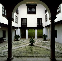 Granada, Casa de los Tiros, Alhambra, Generalife, Barrio del Albaicín, Bib-Rambla, Plaza Nueva, Capilla Real, Santa Ana, San Nicholas, San Miguel de Bajo, Unescos liste over Verdensarven, Andalucia, Spania