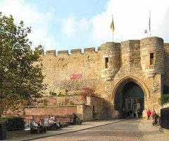 Lincoln, Castle, High Bridge, Lincoln Cathedral, Minster, England, Brayford Pool, romertid, middelalder, Castle Hill, Magna Carta, Steep Hill, Bailgate, early british gothic 