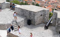 Hvar, Stari Grad, Unescos liste over Verdensarven, romertid, grekere, Pharos, Venezia, venetiansk, kirker, middelalder, arkitektur, gotikk, renessanse, oldtidskirker, Makarska-kysten, Kroatia 