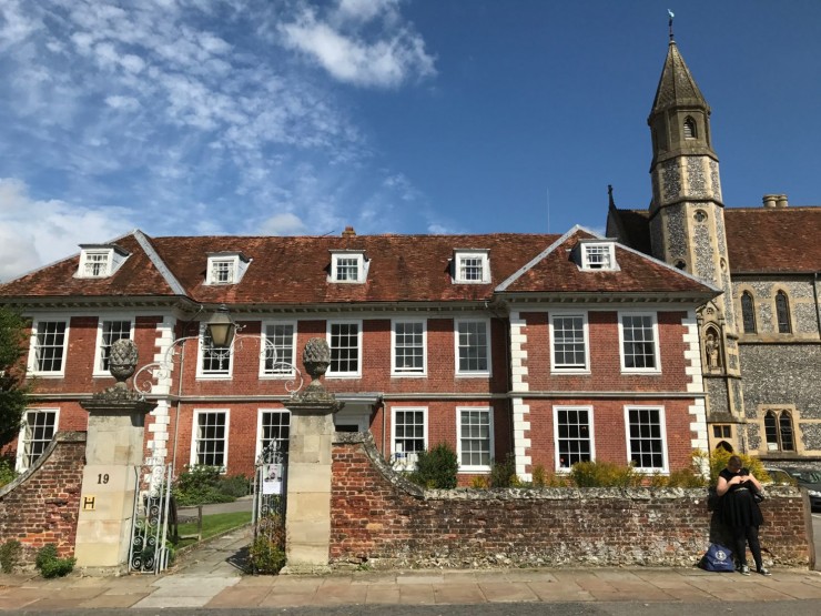 Sarum College, hvor jeg bor, viser seg å være et flott bygningskompleks fra 1600-tallet, som selveste Christopher Wren har hatt fingrene borti. Foto: © ReisDit.no