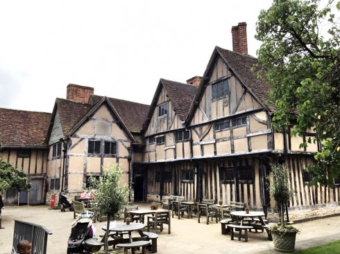 Stratford-upon-Avon, William Shakespeare, The Bard, middelalder, bindingsverk, Shakespeare’s Birthplace, Clopton Bridge, Anne Hathaway, Mary Arden, New Place, Hall’s Croft, John Hall, Holy Trinity Church