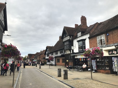 Stratford-upon-Avon, William Shakespeare, middelalder, bindingsverk, Shakespeare’s Birthplace, Clopton Bridge, Anne Hathaway, Mary Arden, New Place, Hall’s Croft, John Hall, Holy Trinity Church