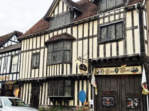 Stratford-upon-Avon, William Shakespeare, middelalder, bindingsverk, Shakespeare’s Birthplace, Clopton Bridge, Anne Hathaway, Mary Arden, New Place, Hall’s Croft, John Hall, Holy Trinity Church