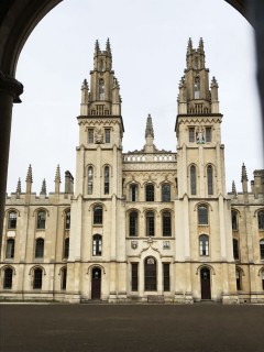 Oxford, Oxford University, Oxfordshire, Britain, England, College, Ashmolean Museum, High Street, Broad Street, Magdalen College, Christ Church, Broad Walk, Merton College, Merton Street, Radcliffe Square, Radcliffe Camera, All Souls College, Bodleian Library, Divinity School, Old School Quadrangle, Oxford Castle, Balliol College, Trinity College, St Edmund Hall, St Mary the Virgin, The Bear, Eagle and Child, Lamb and Flag