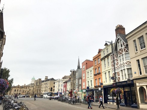 Oxford, Oxford University, Oxfordshire, Britain, England, College, Ashmolean Museum, High Street, Broad Street, Magdalen College, Christ Church, Broad Walk, Merton College, Merton Street, Radcliffe Square, Radcliffe Camera, All Souls College, Bodleian Library, Divinity School, Old School Quadrangle, Oxford Castle, Balliol College, Trinity College, St Edmund Hall, St Mary the Virgin, The Bear, Eagle and Child, Lamb and Flag