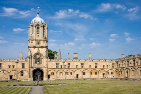 Oxford, Oxford University, Oxfordshire, Britain, England, College, Ashmolean Museum, High Street, Broad Street, Magdalen College, Christ Church, Broad Walk, Merton College, Merton Street, Radcliffe Square, Radcliffe Camera, All Souls College, Bodleian Library, Divinity School, Old School Quadrangle, Oxford Castle, Balliol College, Trinity College, St Edmund Hall, St Mary the Virgin, The Bear, Eagle and Child, Lamb and Flag