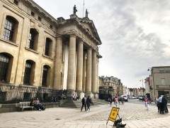 Oxford, Oxford University, Oxfordshire, Britain, England, College, Ashmolean Museum, High Street, Broad Street, Magdalen College, Christ Church, Broad Walk, Merton College, Merton Street, Radcliffe Square, Radcliffe Camera, All Souls College, Bodleian Library, Divinity School, Old School Quadrangle, Oxford Castle, Balliol College, Trinity College, St Edmund Hall, St Mary the Virgin, The Bear, Eagle and Child, Lamb and Flag