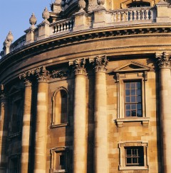 Oxford, Oxford University, Oxfordshire, Britain, England, College, Ashmolean Museum, High Street, Broad Street, Magdalen College, Christ Church, Broad Walk, Merton College, Merton Street, Radcliffe Square, Radcliffe Camera, All Souls College, Bodleian Library, Divinity School, Old School Quadrangle, Oxford Castle, Balliol College, Trinity College, St Edmund Hall, St Mary the Virgin, The Bear, Eagle and Child, Lamb and Flag