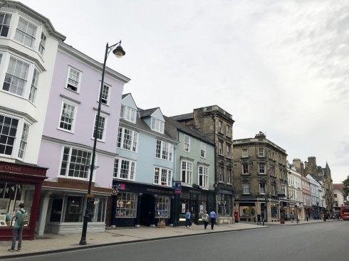 Oxford, Oxford University, Oxfordshire, Britain, England, College, Ashmolean Museum, High Street, Broad Street, Magdalen College, Christ Church, Broad Walk, Merton College, Merton Street, Radcliffe Square, Radcliffe Camera, All Souls College, Bodleian Library, Divinity School, Old School Quadrangle, Oxford Castle, Balliol College, Trinity College, St Edmund Hall, St Mary the Virgin, The Bear, Eagle and Child, Lamb and Flag