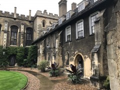 Cambridge, Cambridgeshire, Cambridge University, River Cam, King’s College Chapel, Trinity, King’s grade, Fitzwilliam Museum, Madelene Bridge, Bridge Street, St. Bene’t’s Church, Great St. Mary, Bridge Street