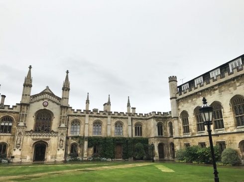 Cambridge, Cambridgeshire, Cambridge University, River Cam, King’s College Chapel, Trinity, King’s grade, Fitzwilliam Museum, Madelene Bridge, Bridge Street, St. Bene’t’s Church, Great St. Mary, Bridge Street