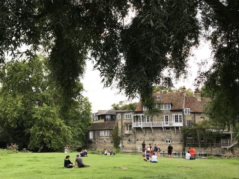 Cambridge, Cambridgeshire, Cambridge University, River Cam, King’s College Chapel, Trinity, King’s grade, Fitzwilliam Museum, Madelene Bridge, Bridge Street, St. Bene’t’s Church, Great St. Mary, Bridge Street