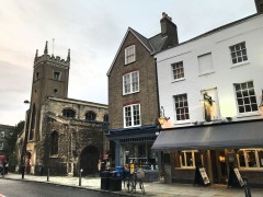 Cambridge, Cambridgeshire, Cambridge University, River Cam, King’s College Chapel, Trinity, King’s grade, Fitzwilliam Museum, Madelene Bridge, Bridge Street, St. Bene’t’s Church, Great St. Mary, Bridge Street, St. John’s College, Bridge of Sighs