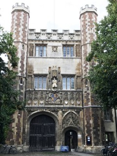 Cambridge, Cambridgeshire, Cambridge University, River Cam, King’s College Chapel, Trinity, King’s grade, Fitzwilliam Museum, Madelene Bridge, Bridge Street, St. Bene’t’s Church, Great St. Mary, Bridge Street 