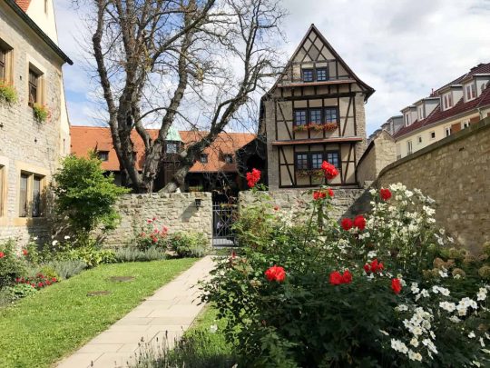 Erfurt, Thüringen, Tyskland, middelalder, Krämerbrücke, Domplatz, Dom St. Marien, St. Severikircher, Fischmarkt, Kleinmarkt, Alte Synagoge, Martin Luther, Augustinerkloster, Anger, Angermuseum, Zitadelle Petersberg, Marktstrasse