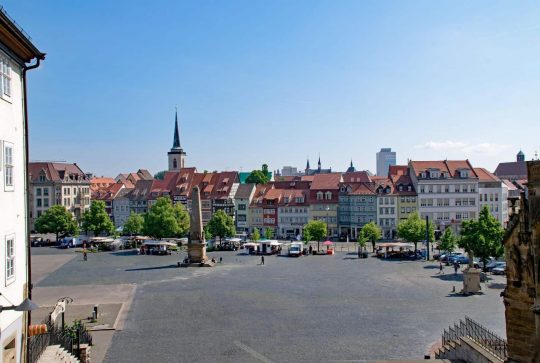 Erfurt, Thüringen, Tyskland, middelalder, Krämerbrücke, Domplatz, Dom St. Marien, St. Severikircher, Fischmarkt, Kleinmarkt, Alte Synagoge, Martin Luther, Augustinerkloster, Anger, Angermuseum, Zitadelle Petersberg, Marktstrasse